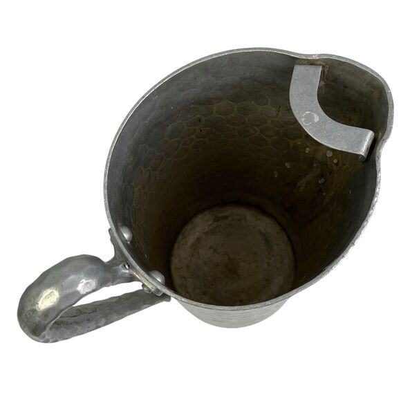 Vintage Everlast Hand Forged Metal Hammered Aluminum Pitcher Kitchen Lot of 2 - Picture 6 of 16